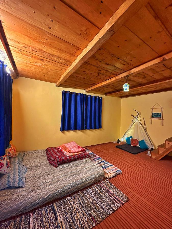 Ahorastays Manali  Exterior photo