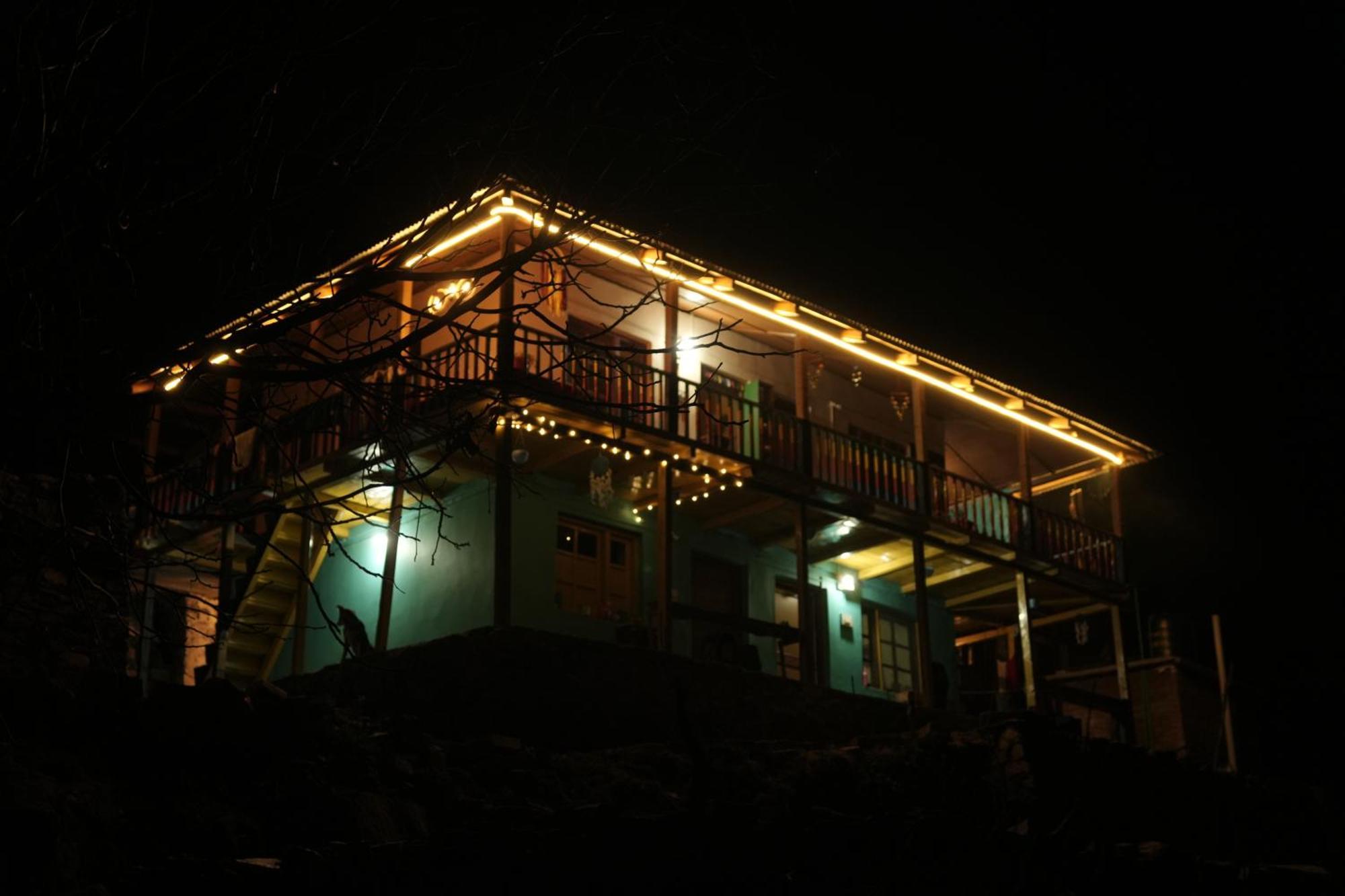 Ahorastays Manali  Exterior photo